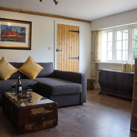 Villa Crucis Park Estate à Cirencester Extérieur photo
