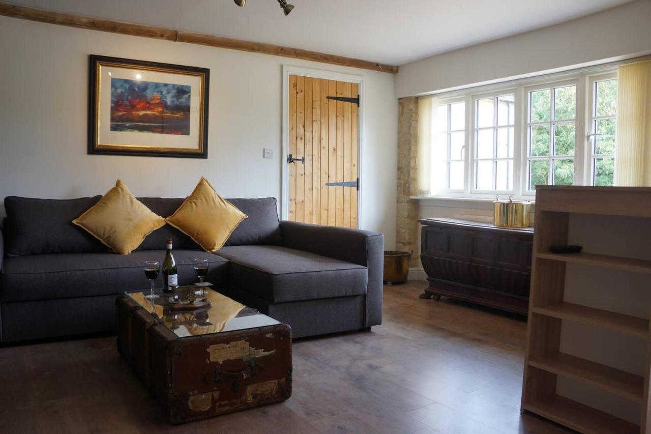 Villa Crucis Park Estate à Cirencester Extérieur photo